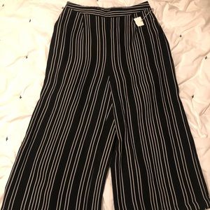 wide leg cropped pants